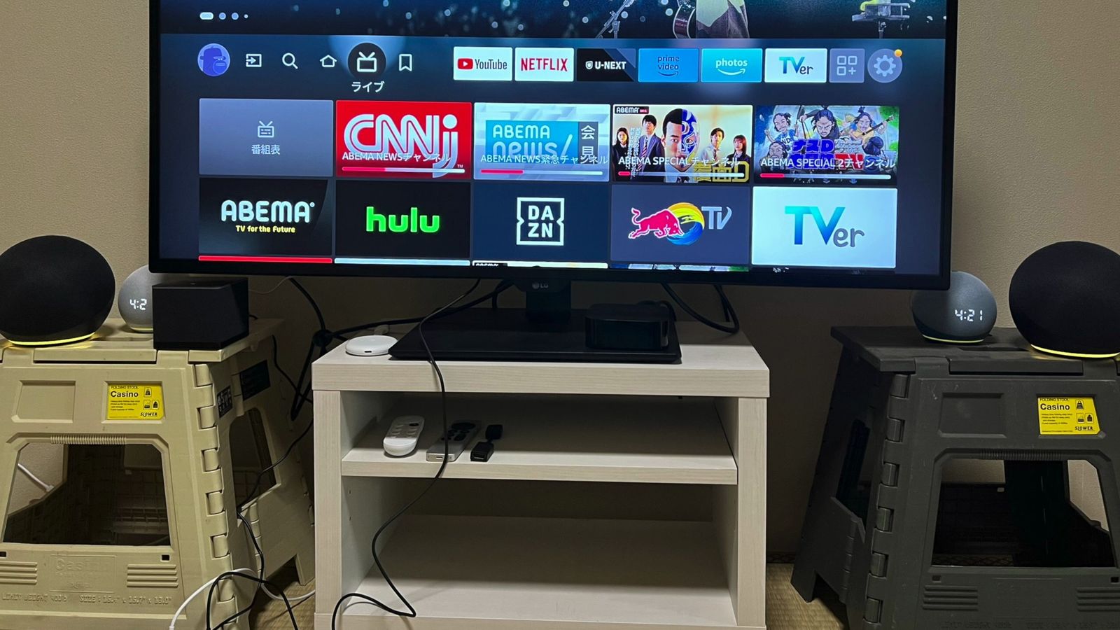 テレビから離した位置に設置したEchoスピーカー2台