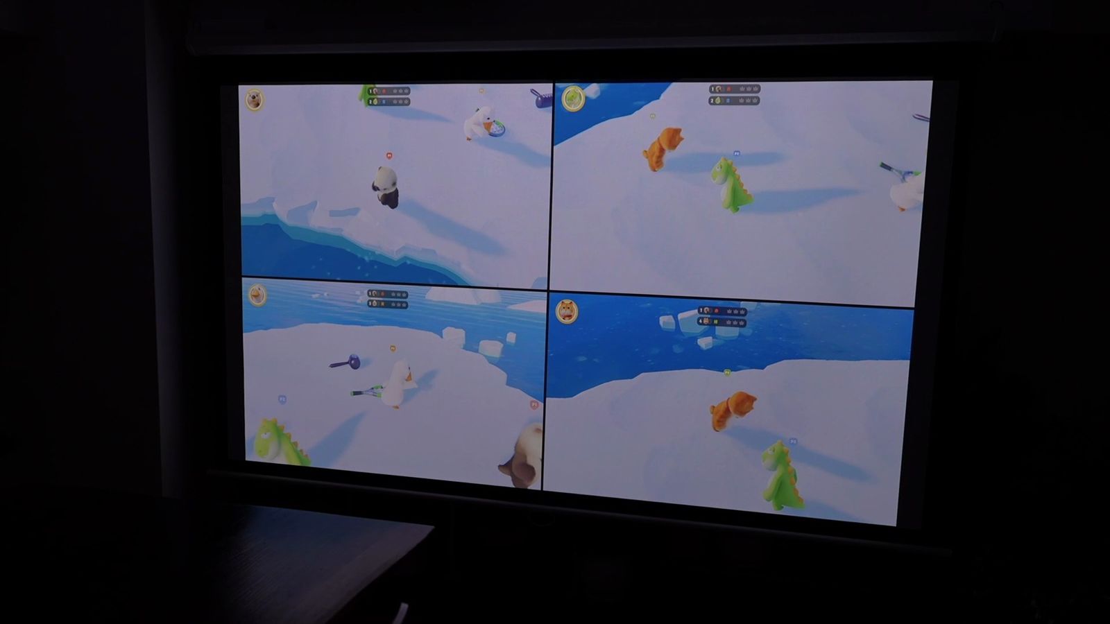 4分割画面でゲームをプレイ